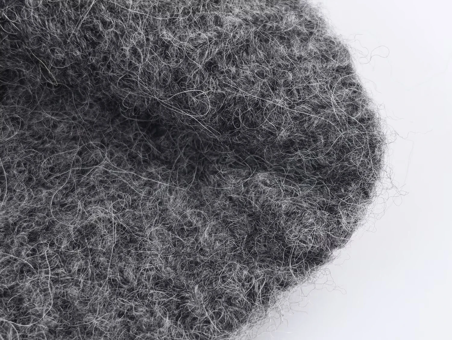 Chemise tricotée à col montant pour femme, nouveau Style à la mode, gilet tricoté, mélange de bijoux, haut perlé, hiver 2025