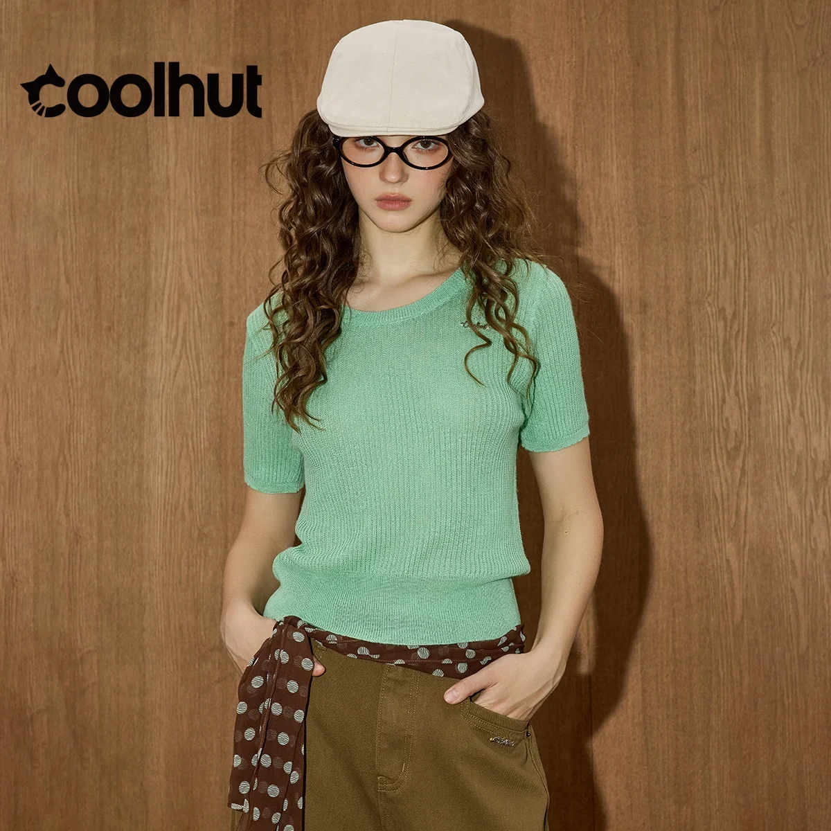 

COOLHUT Women's Pullover 2025 Slim Fit Round Neck Short Sleeve Knit Top Solid Color Blouse Classic Fall Sweater Versatile Basic