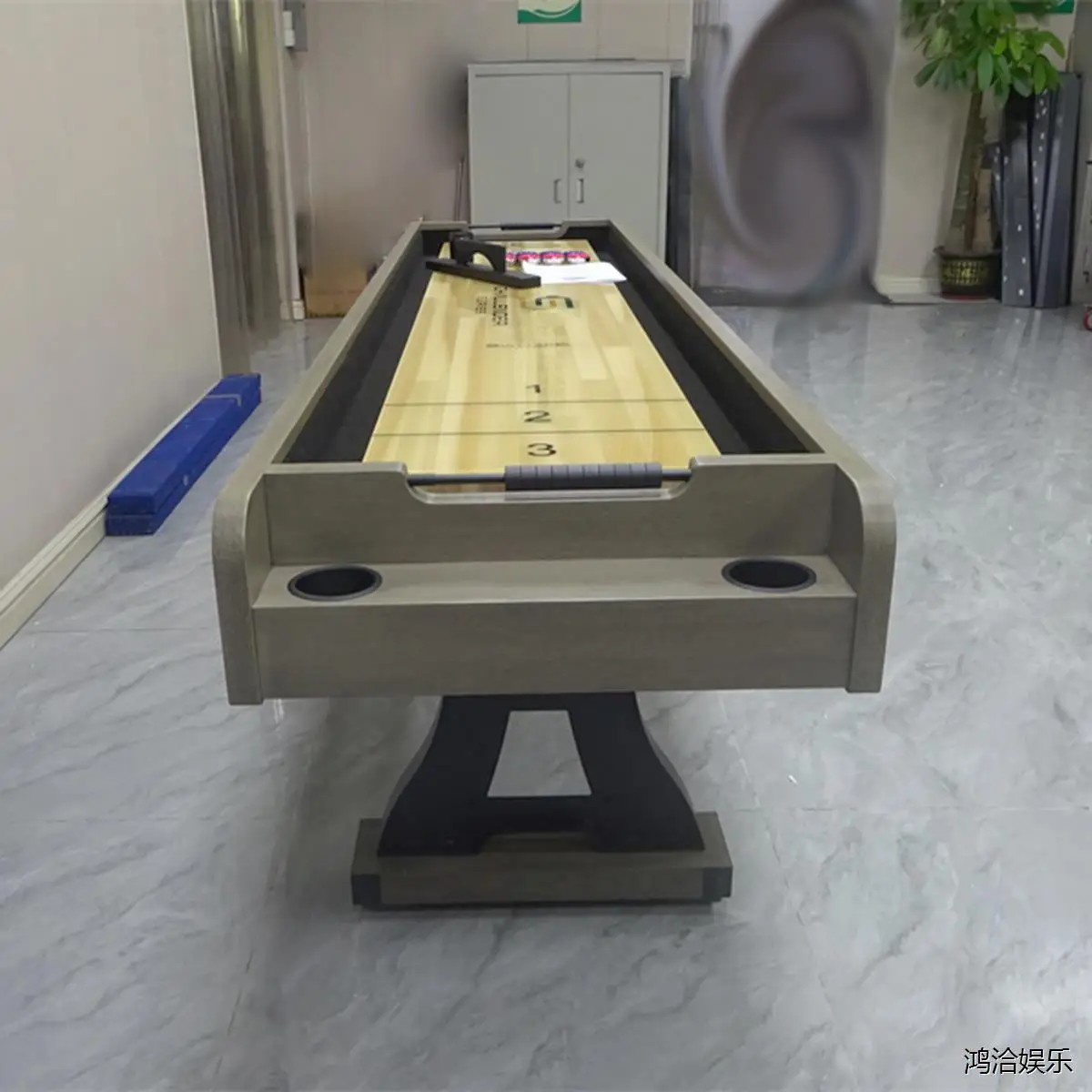 Standard sand pot table 9 feet solid wood luxury shuffleboard table indoor entertainment battle shuffleboard table factory