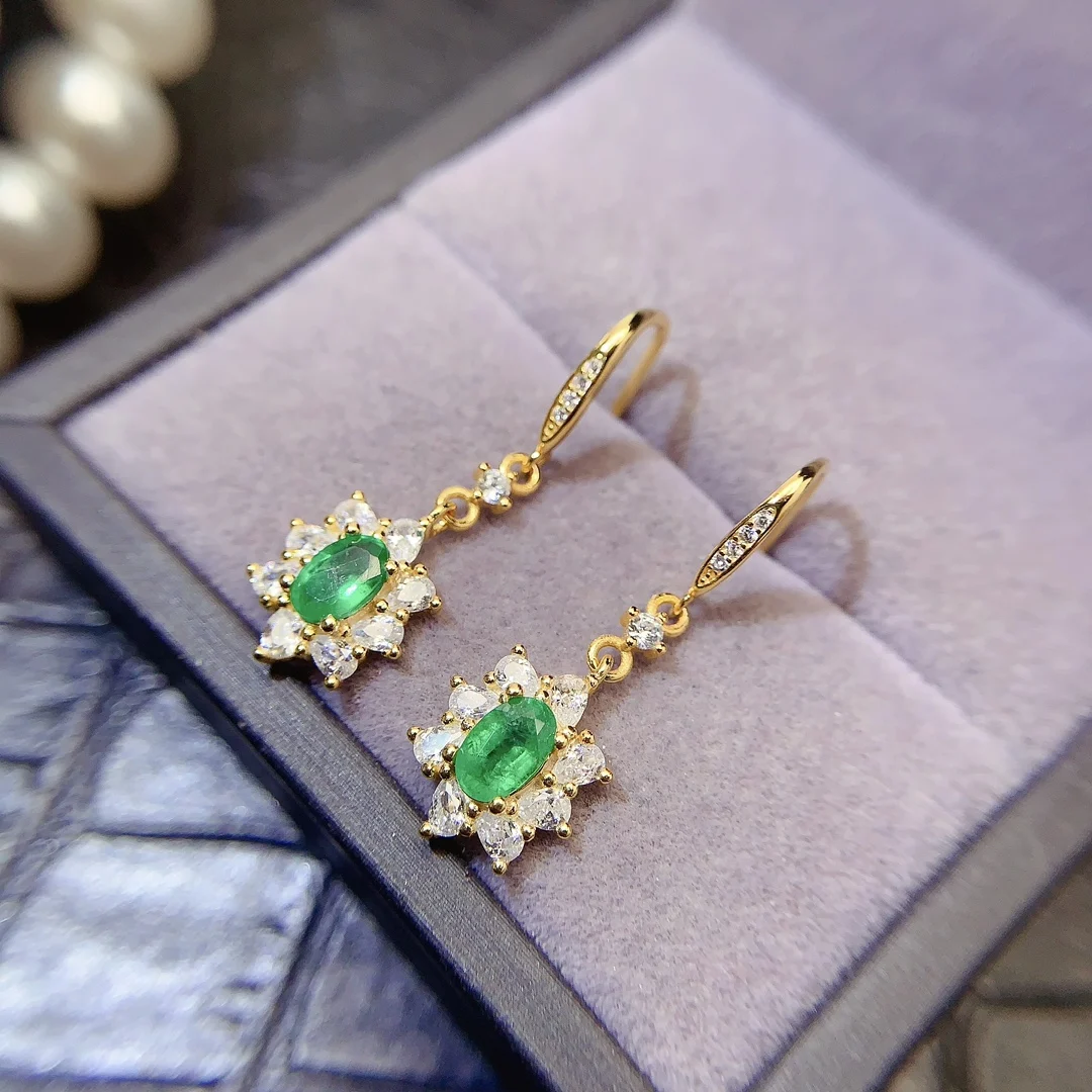 SHILOVEM 925 Sterling Silver Natural Emerald Stud Earrings Classic Fine Jewelry  Women Wedding Gift  Wholesale  le0406852agml