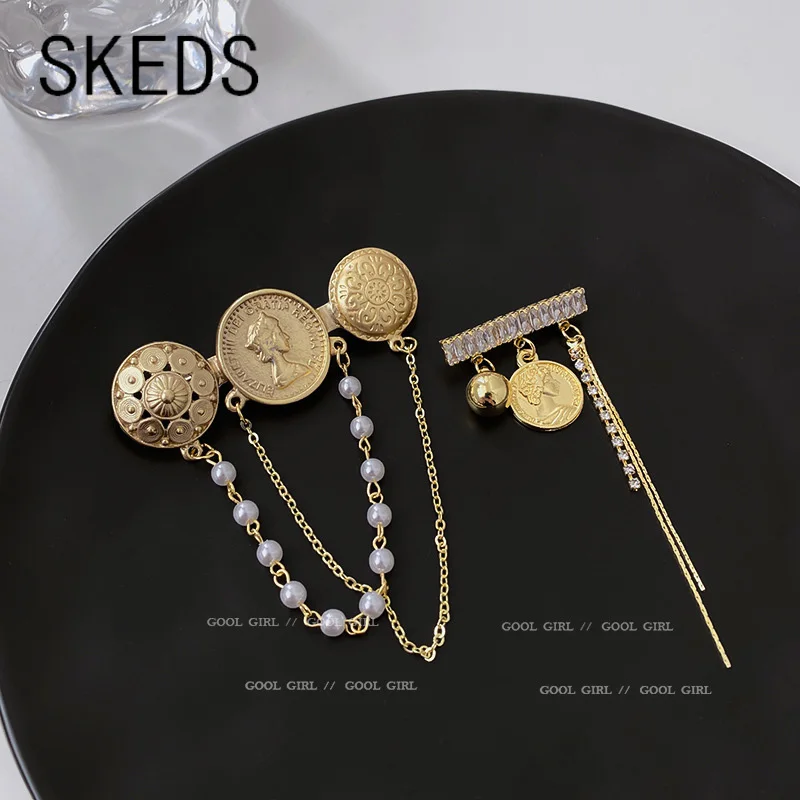 SKEDS 2022 Women Exquisite Vintage Portrait Chains Brooch Pin Fashion Classic Lady Crystal Pearl Badges Banquet Corsage Brooches