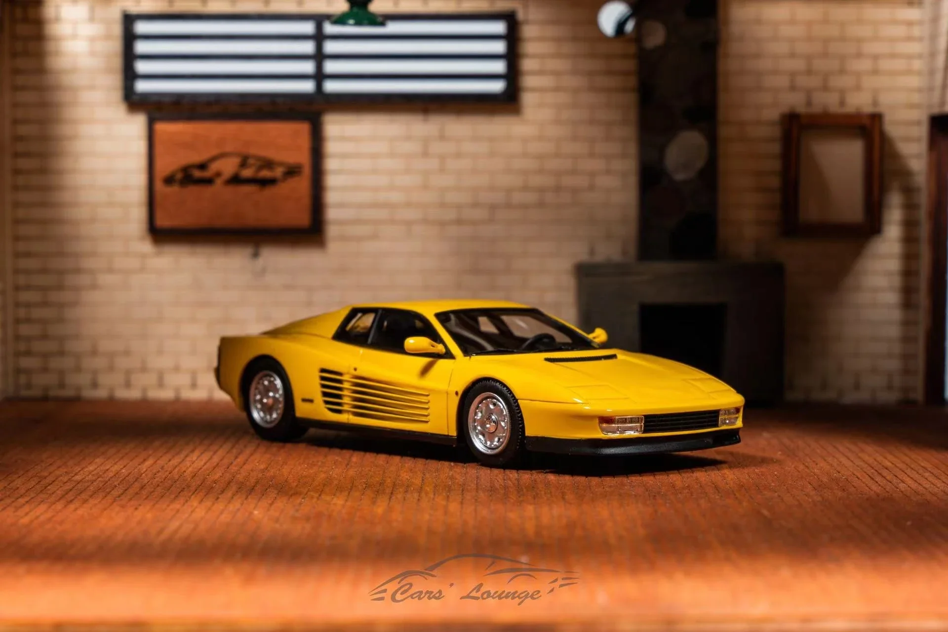 Cars' lounge 1:64 Testarossa Giallo Argento limite399  Model Car