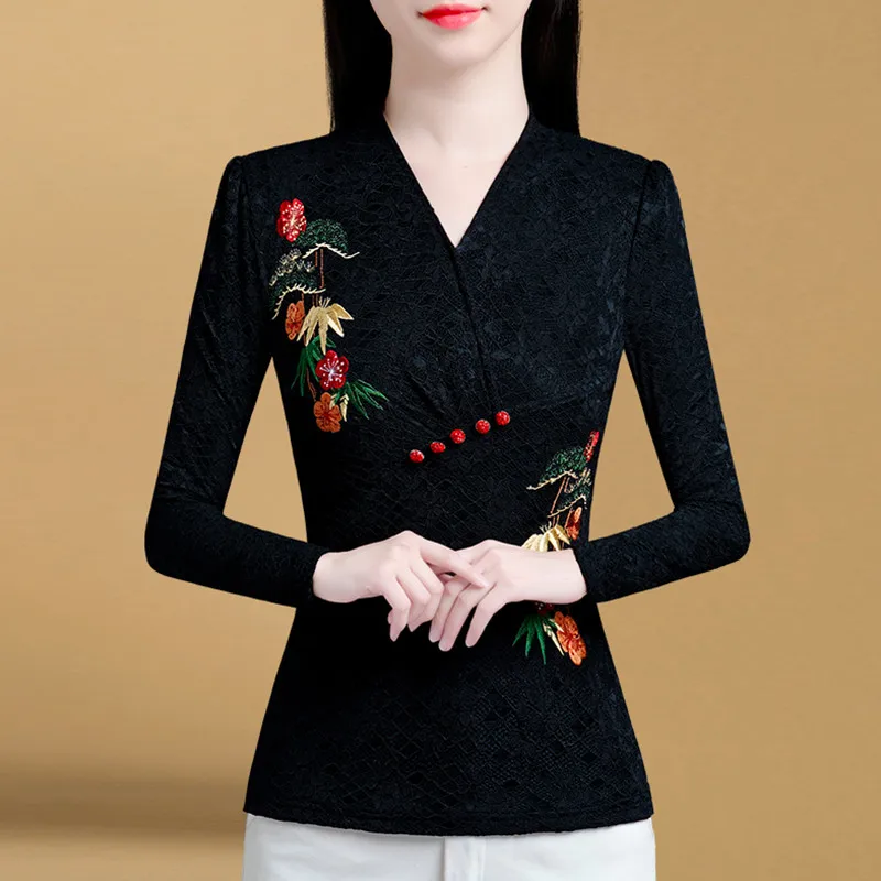 Women V Neck Lace Embroidered Top Fleece Lined Thermal Long Sleeve Slim Fit Floral Embroidery Undershirt