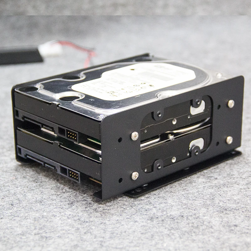 Posizione della ventola da 12 cm a staffa di trasferimento del disco rigido meccanico da 3,5 pollici ventola del telaio a rack per staffa adattatore HDD