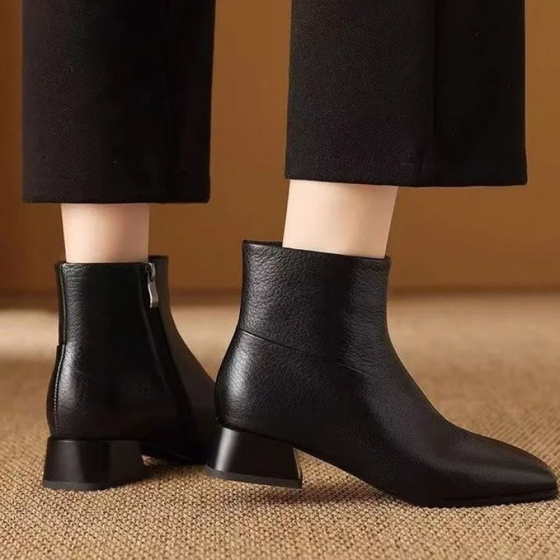 2025 المرأة حذاء من الجلد جلد طبيعي ساحة تو كتلة مكتنزة كعب الجانب سستة منتصف العجل الجوارب موضة أحذية الشتاء غير رسمية #4