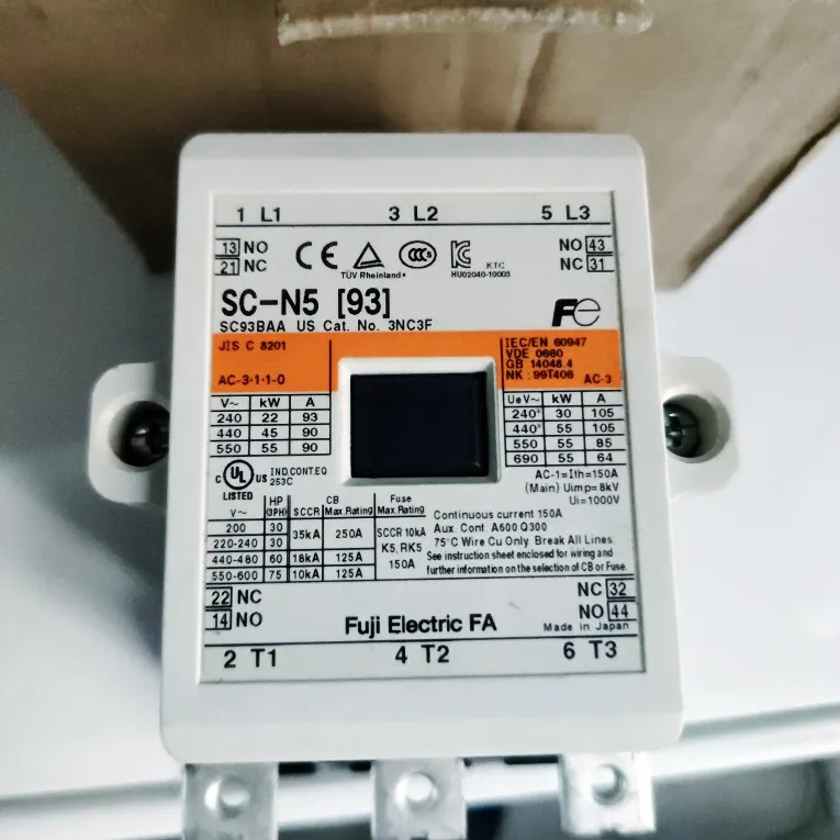 Contattore Fuji SC-N5 SC-N5(93) 100-127vac