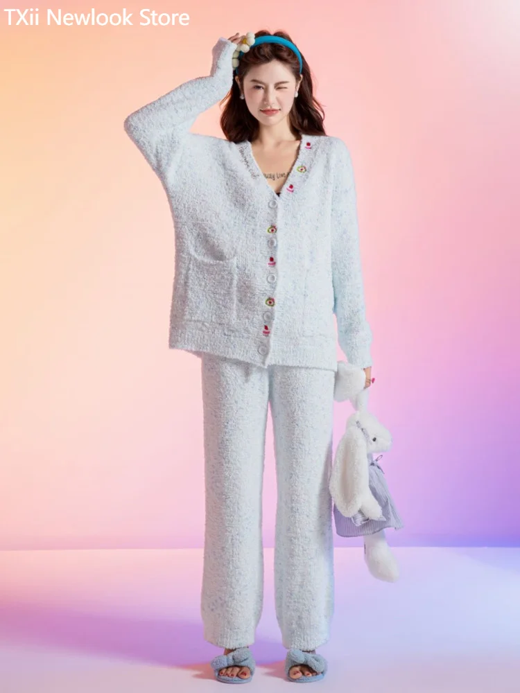 

[TXii Advanced Sense]Soft Side Velvet Pajamas Women's Winter Warm Coral Velvet V-neck Cardigan Home Clothes Set