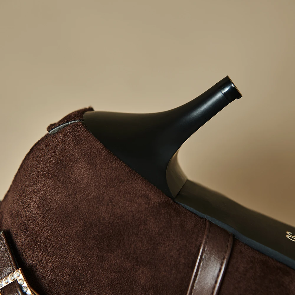 حذاء نسائي شتوي جديد أنيق باللون الأسود والبني لعام 2025 حذاء نسائي بكعب عالي وكعب ستيليتو بالإضافة إلى حجم كبير صغير 10 32 43 45 48 #5