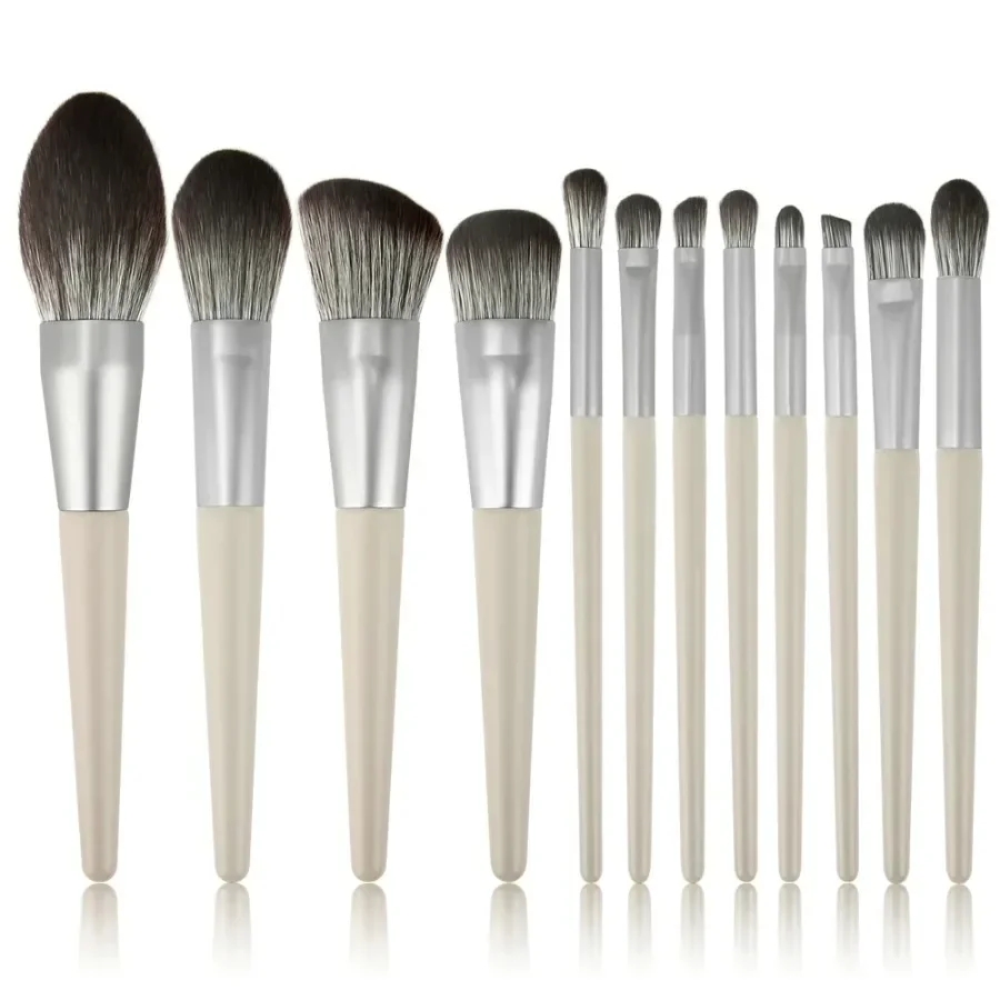 

Private Label Super Soft Makeup Brushes Kit for Loose Powder Eyeshadow Blush Highlighter Fluffy Makeup Tools Bulk Custom