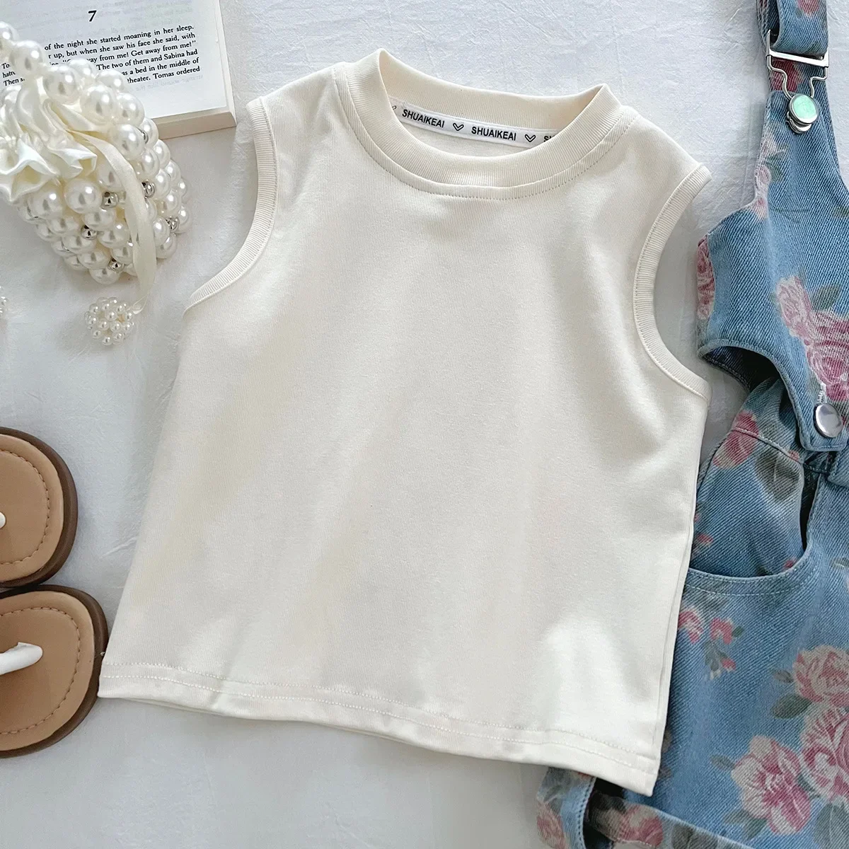 Set Overall Atasan Denim Anak Perempuan Bunga Musim Panas 3 Buah dengan Pakaian Kaus Bagian Dalam Tipis untuk 2-10 Tahun Pakaian Keren Anak Perempuan