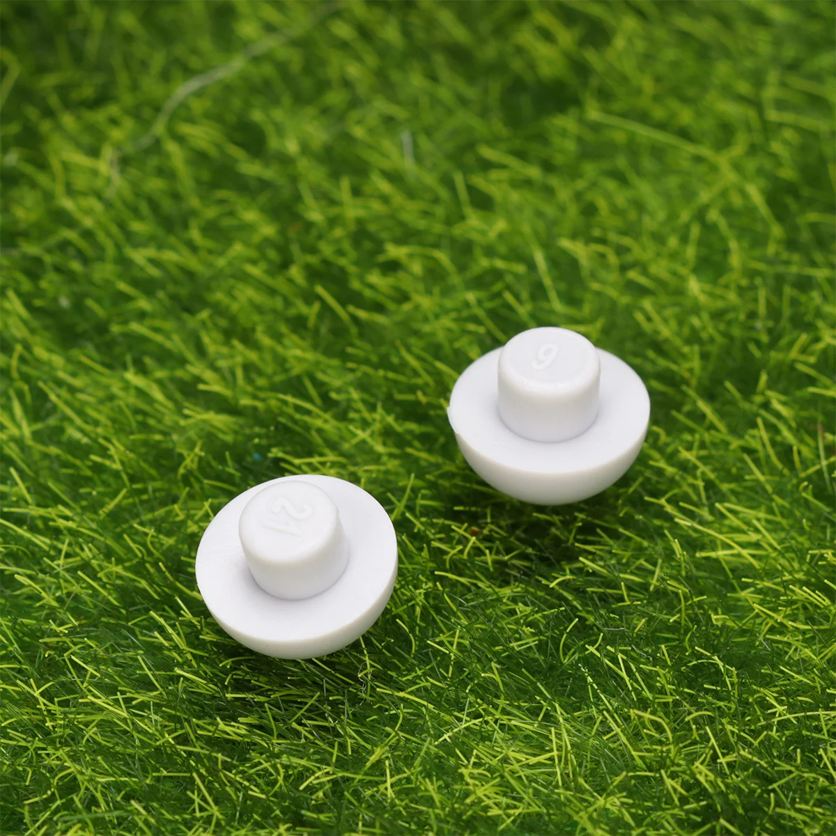 

2pcs Toilet Seat Cover Bumpers Plastic Durable Buffering Pads Universal Fit Most Toilets Grey Protection Anti-Slip Spacer