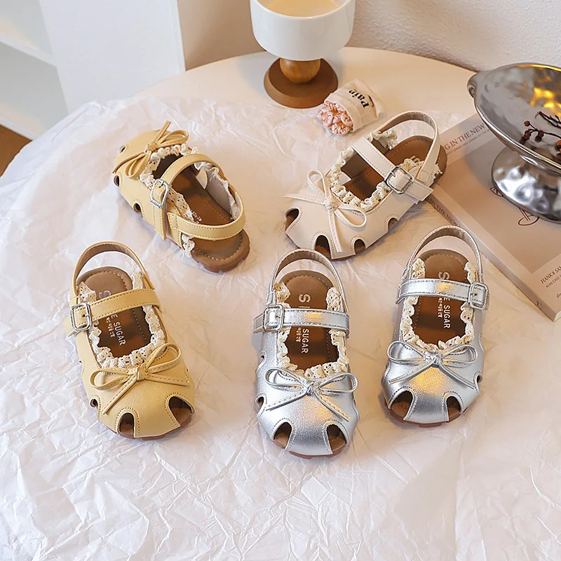 

Французские сандалии для девочек, новинка лета 2024, обувь для девочек с бабочкой и бантом, туфли принцессы с кружевной каймой, универсальная детская обувь, вечерние платья для девочек