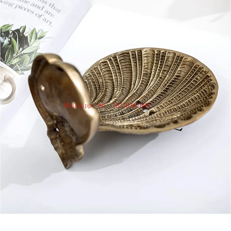 portasapone-decorativo-in-ottone-retro-per-lavabo