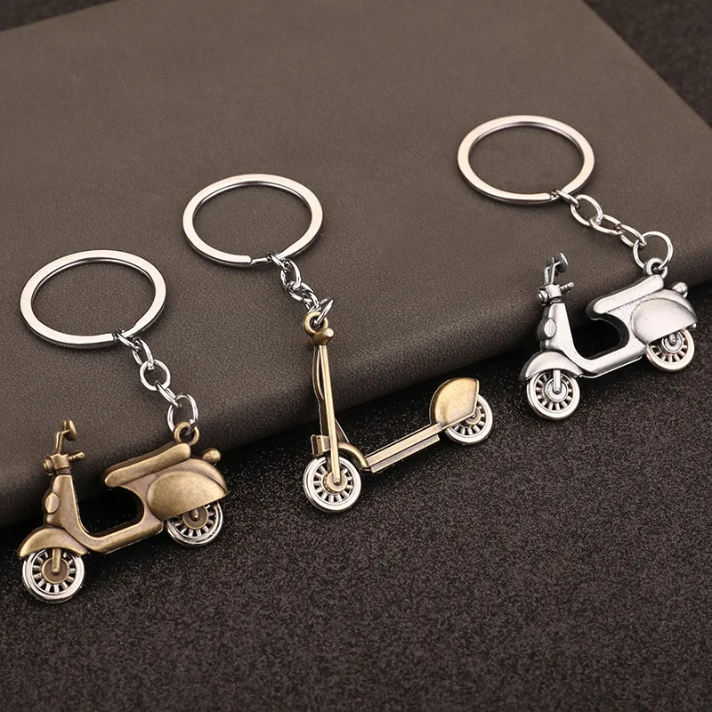 2024 Creative Metal Scooter Keychain Personalized Cool Small Battery Pendant Mini Keychain Pendant