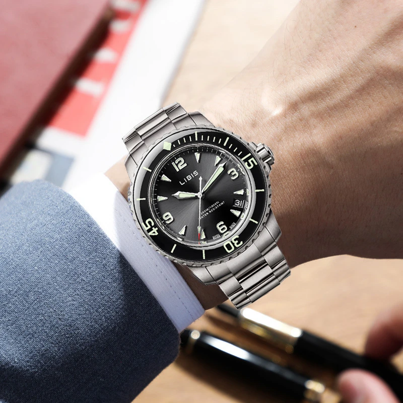 Men's Classic Black Disc Quartz Watch with Steel Strip Luminous Calendar Waterproof Leisure Sports Watch view 2