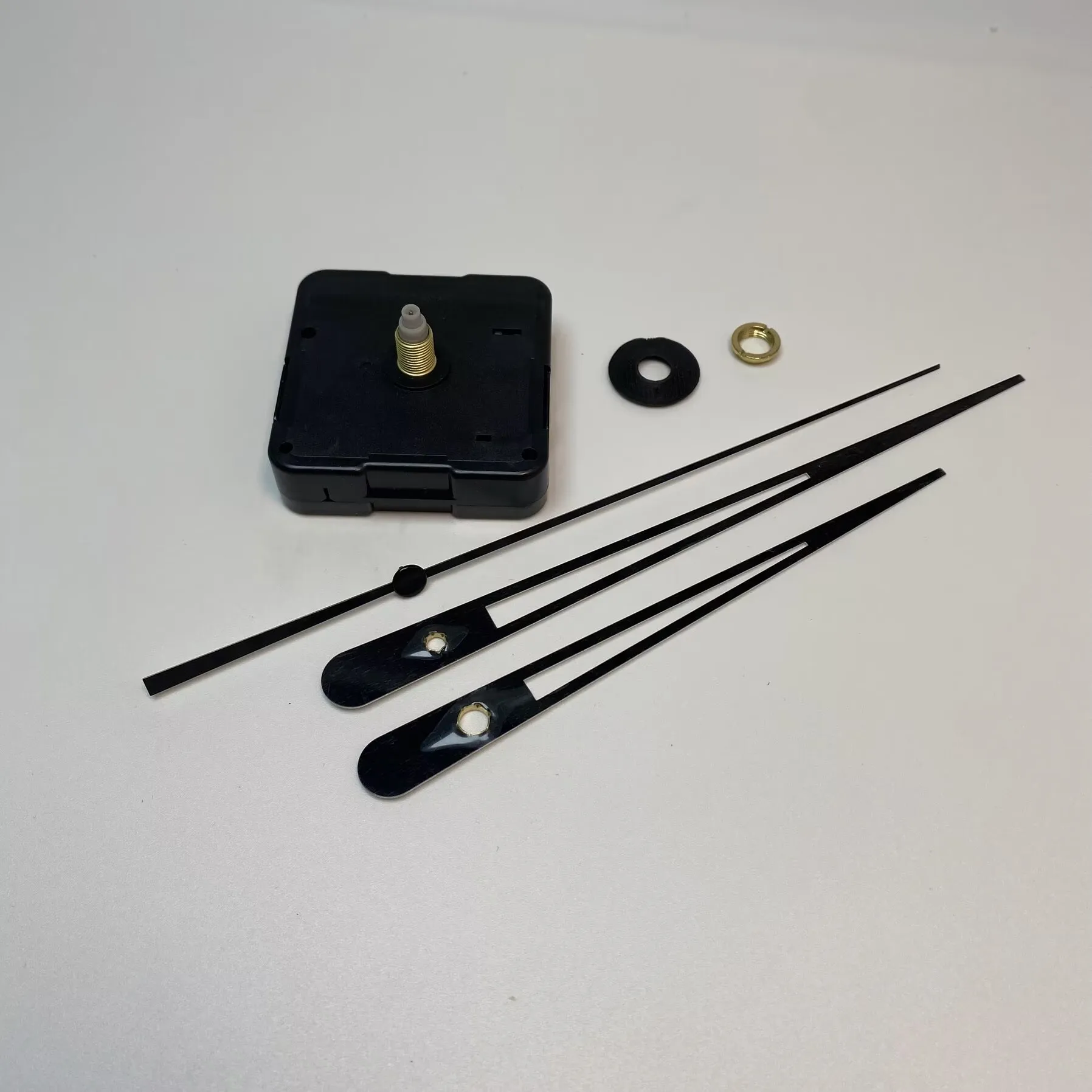 Silent Sweep Quartz Clock Movement Mechanism with Long Black Hands Kit Replacement Parts for DIY Wall Clock Making Repair