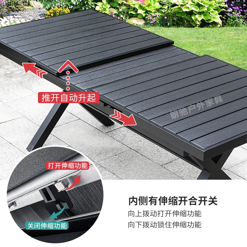 طاولات وكراسي خارجية فناء فيلا تلسكوبي