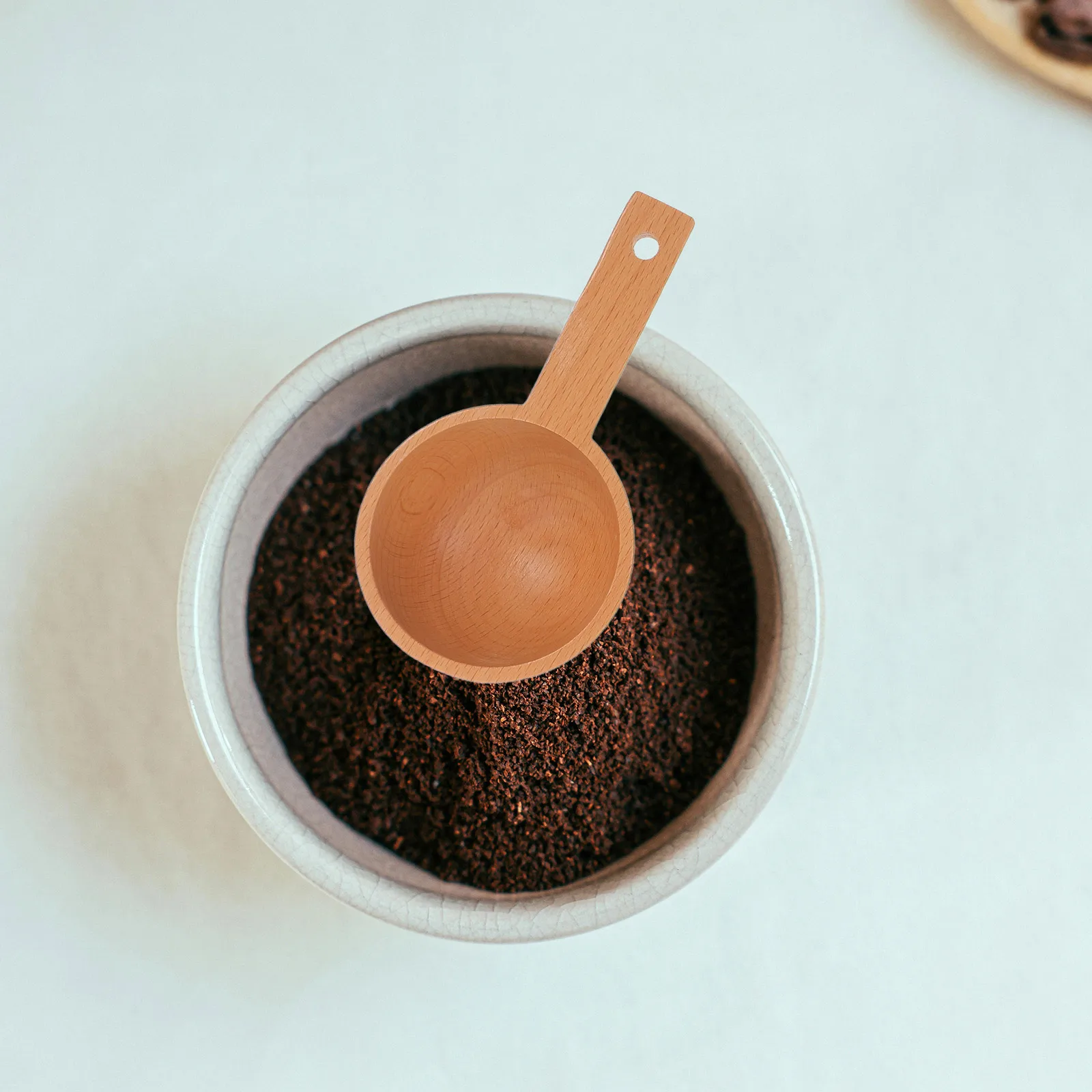 

5Pcs Wood Measuring Spoons Set Ergonomic Handle Stackable Coffee Bean Sugar Tea Powder Measuring Scoop Coffee Measure Scoop Wood