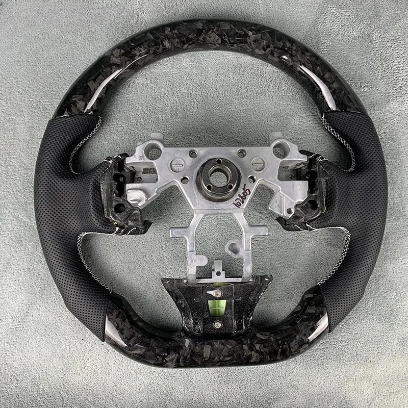 Perforated Leather Steering Wheel Fit For Infiniti Q50 2010+ Carbon Fiber Steering Wheel Modification Accessories Customization