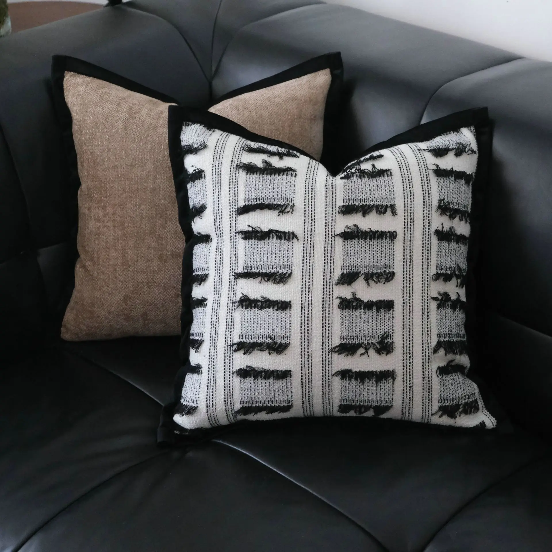 Light Luxury Black-Rimmed Pillowcase Cojines Modern and Simple Flower-Cut Sofa Pillowcase Headboard Cushion Covers 30x50/45x45cm