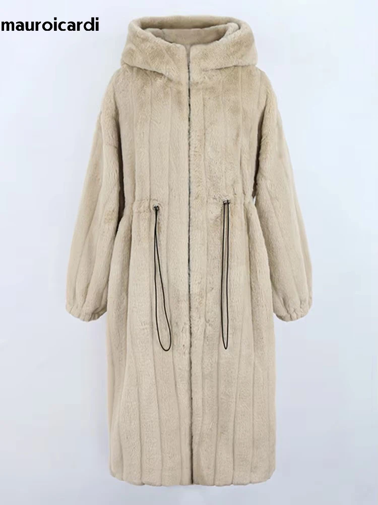 Mauroicardi Winter Long Thick Warm Striped Fluffy Faux Fur Coat Women ze sznurkiem w talii i kapturem Zip Up Furry Coat 2024