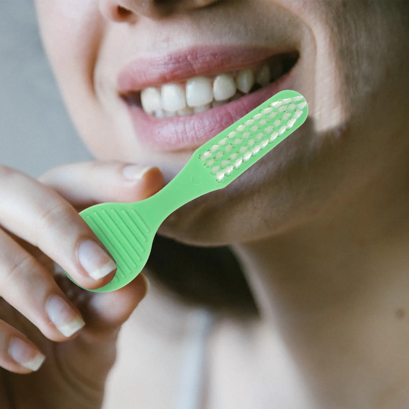 

Набор из 10 зубных щеток с большой головкой из безопасного нетоксичного материала для исправительных учреждений, эффективная щетка для чистки труднодоступных мест