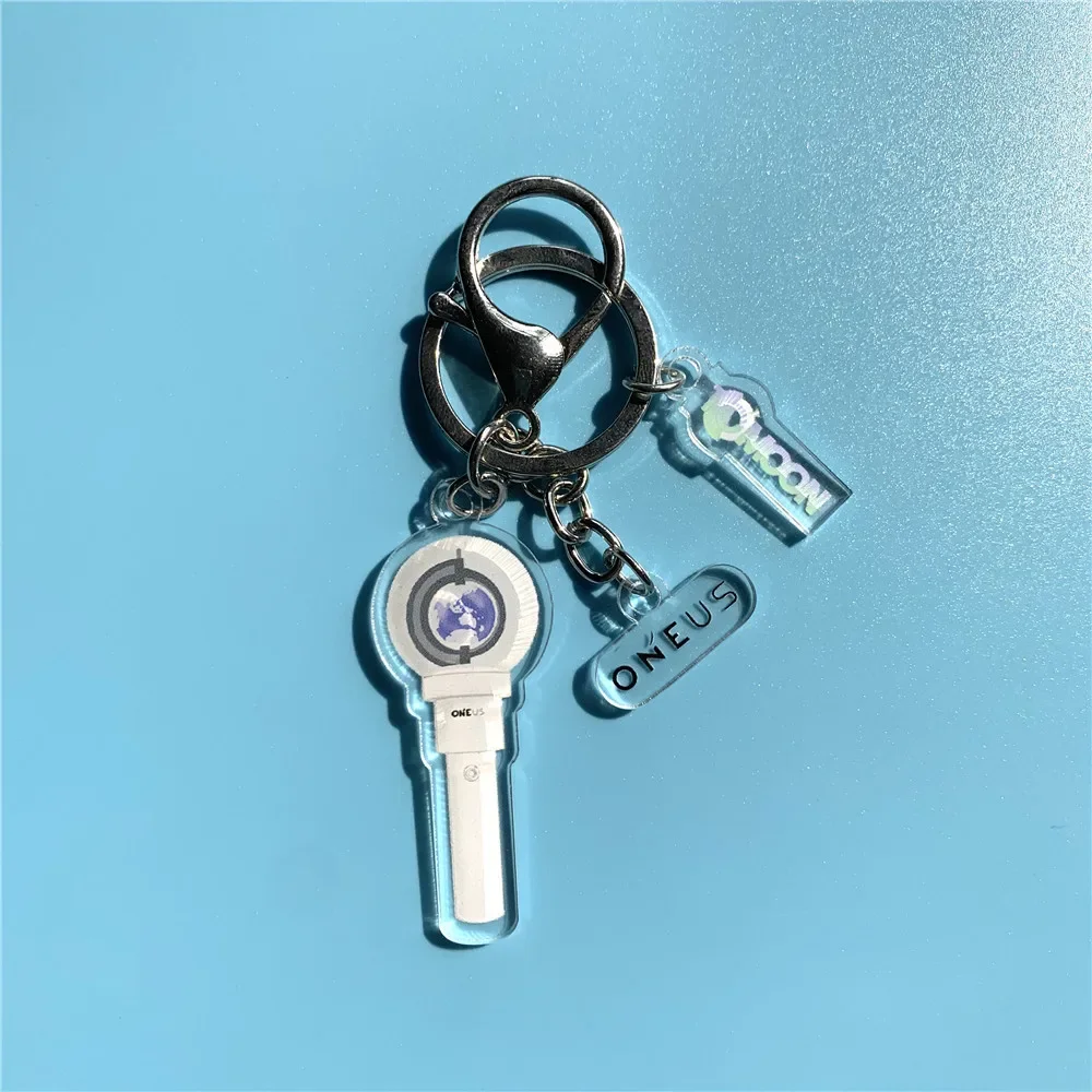 سلسلة مفاتيح KPOP SHINee DAY6 VICTON من الأكريليك الخفيف (G)I-DLE WINNER EVERGLOW LOONA DF9 مجموعة هدايا المعجبين #3