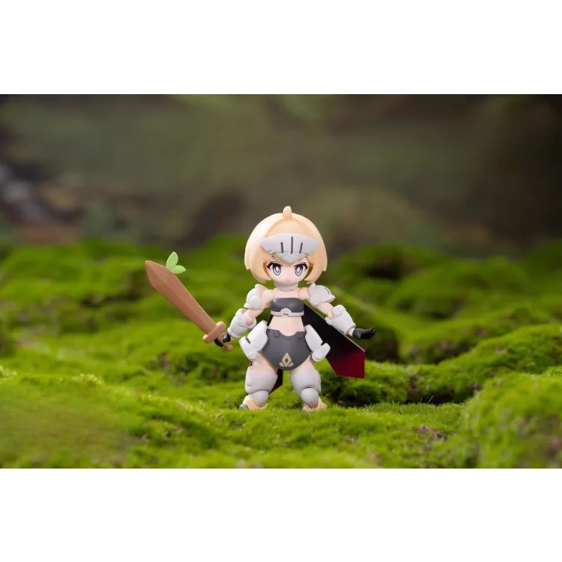 الشكل هدية لعبة Isekai مجلة السفر رينيلي براون المبتدئ المحارب Q-نسخة Mecha فتاة التجمع نموذج مفصلية عمل الشكل