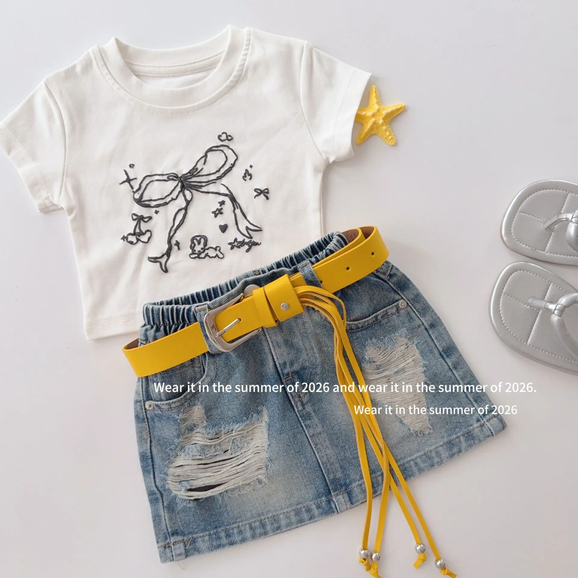 2026 Girls Korean Version Summer New Item Ripped Denim Skirt Childrens High Waisted A Line Short Skirt Pants