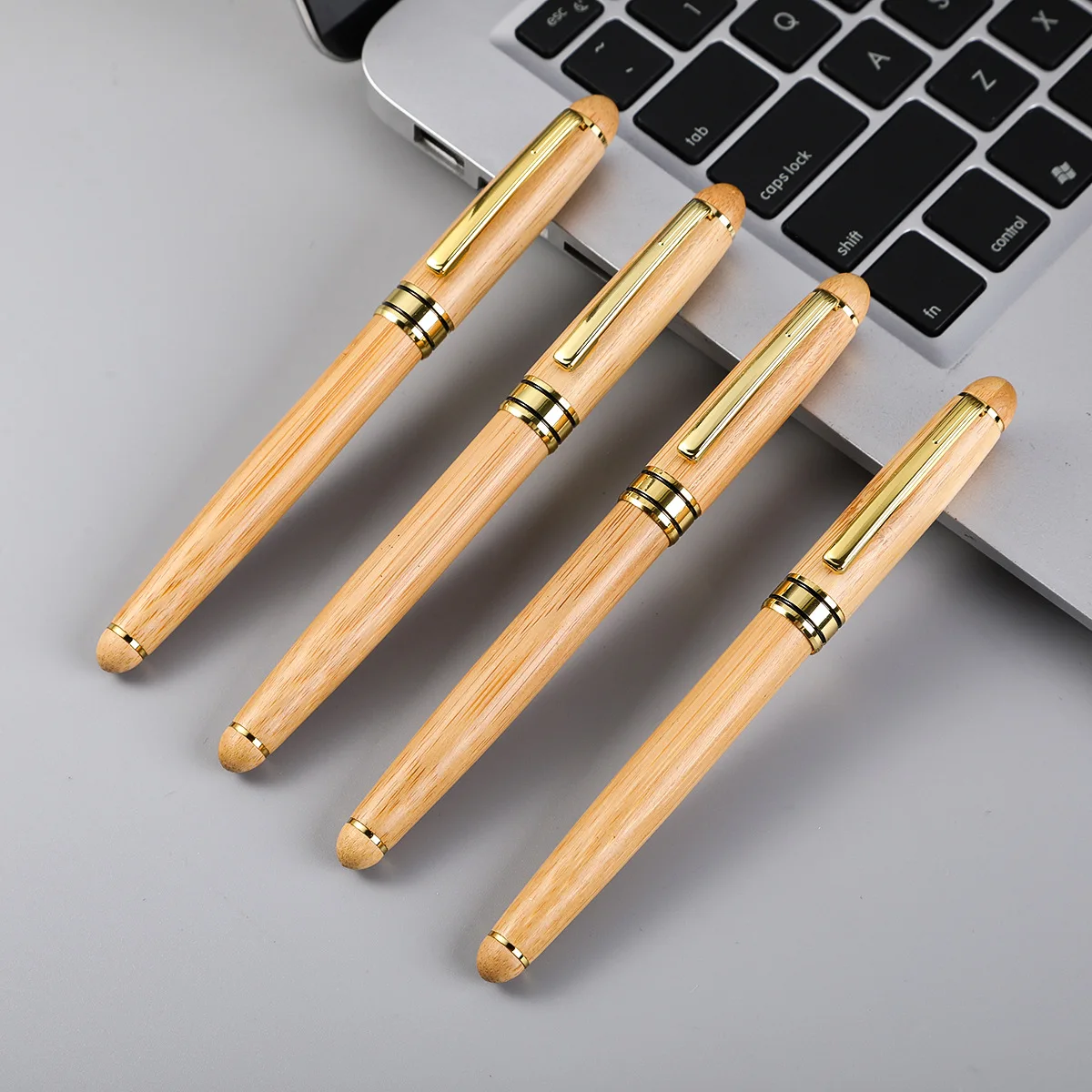 

Novel Environmental Bamboo Pen High Quality Handle Ballpoint Pens Fountain Pen Business Gifts Office School Student Writing Stat