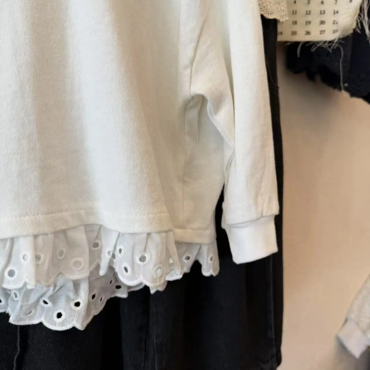 الغزلان جونمي 2025 جديد الخريف طفل الفتيات طويلة الأكمام تي شيرت الدانتيل المرقعة البلوفرات القمم الكورية نمط الأطفال عادية تيز #3