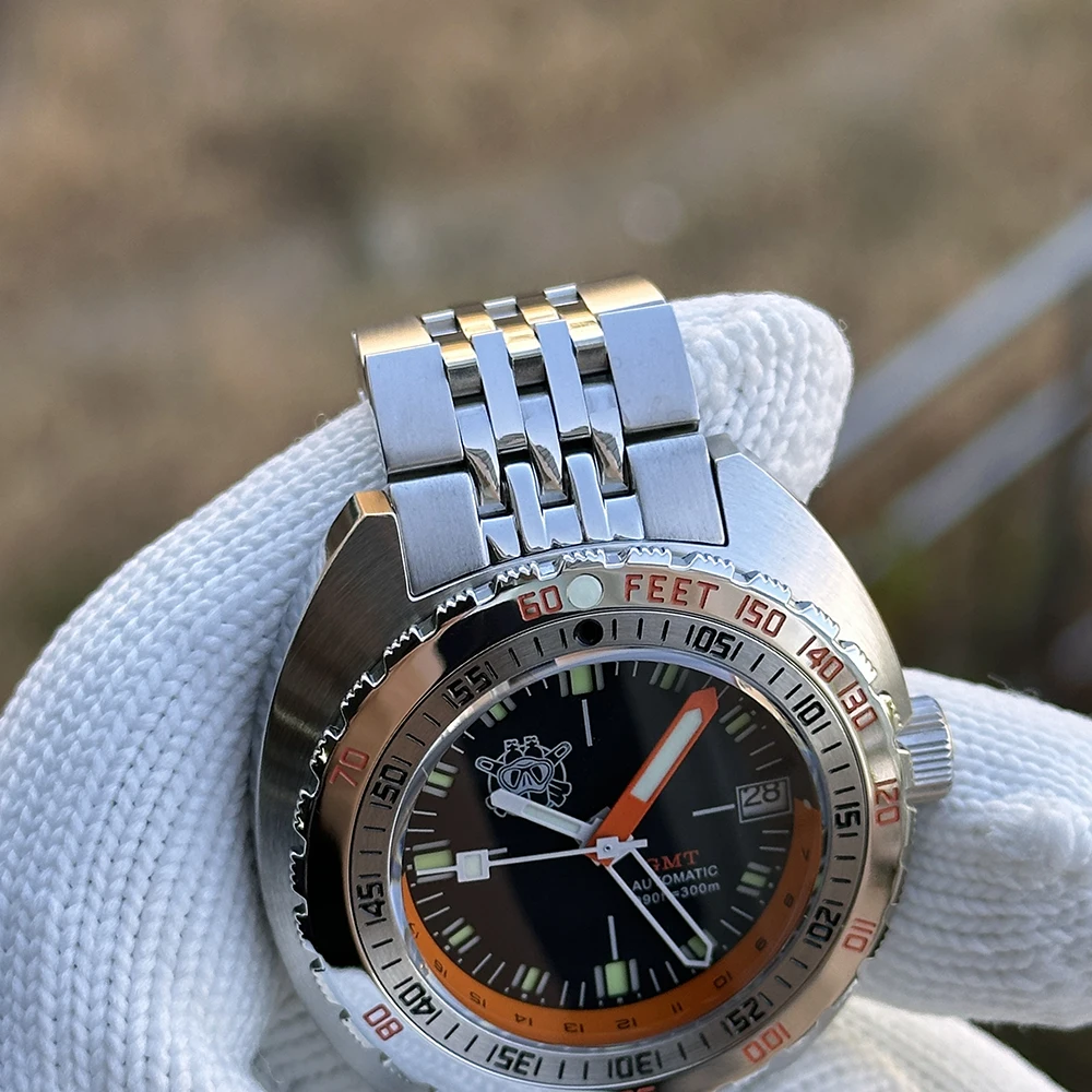 Steeldive SD1967GMT Steel Bezel 43mm Sapphire Glass Four Hands