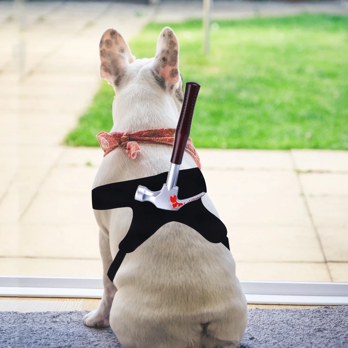 

1pc Halloween Pet Costume Scary Hammer Prop Dog Harness Cat Vest For Cosplay Party Short Sticky Fastener Durable Comfortable For
