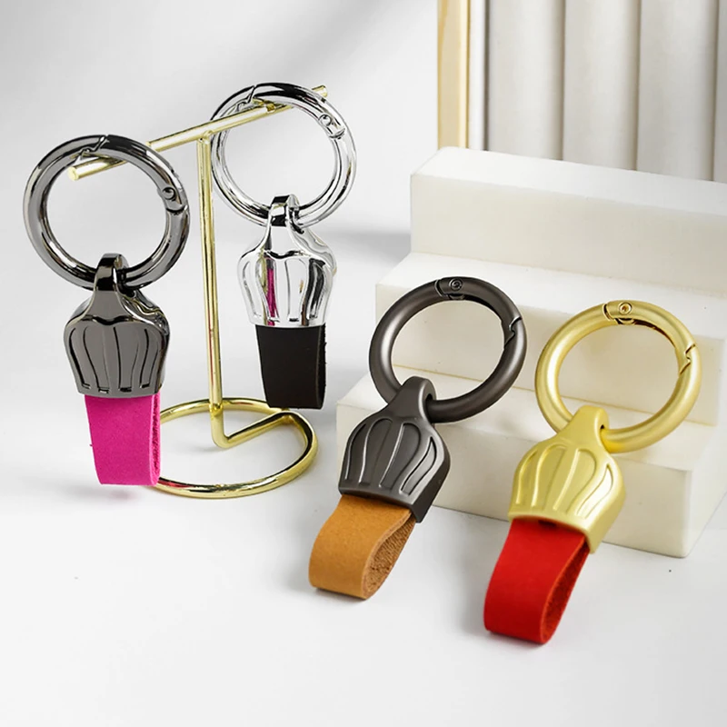 Genuine Leather Key Chain Trendy Cowhide Keychain Men Women for Car Key Ring Holder Crown Buckle Auto Gift Accessories Wholesale