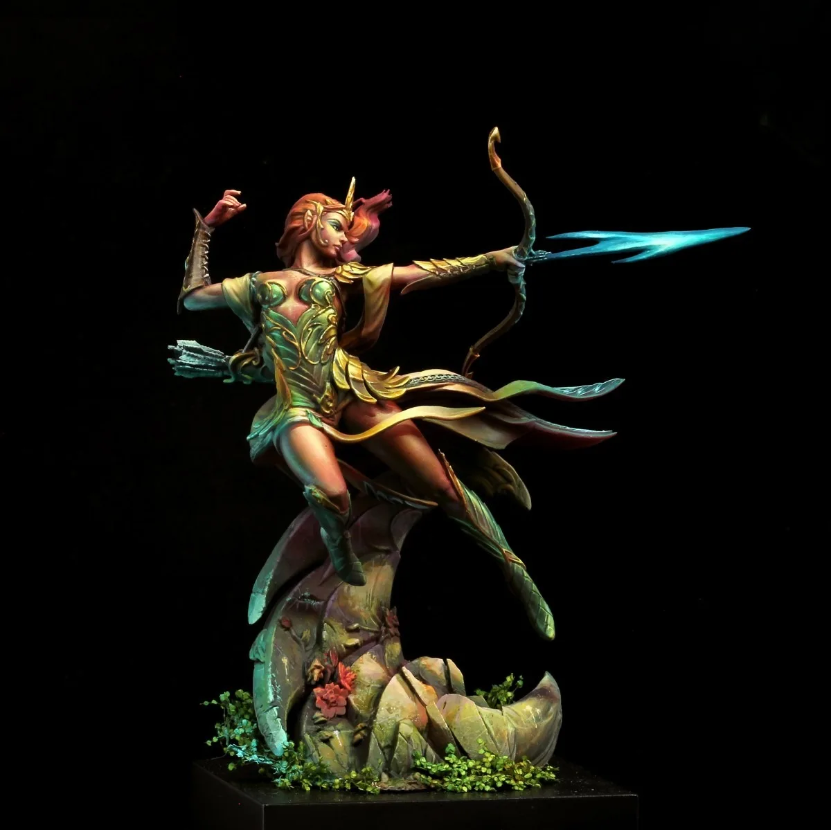 Resin Model Kit  Elf Warrior Archer Moon Arrow
