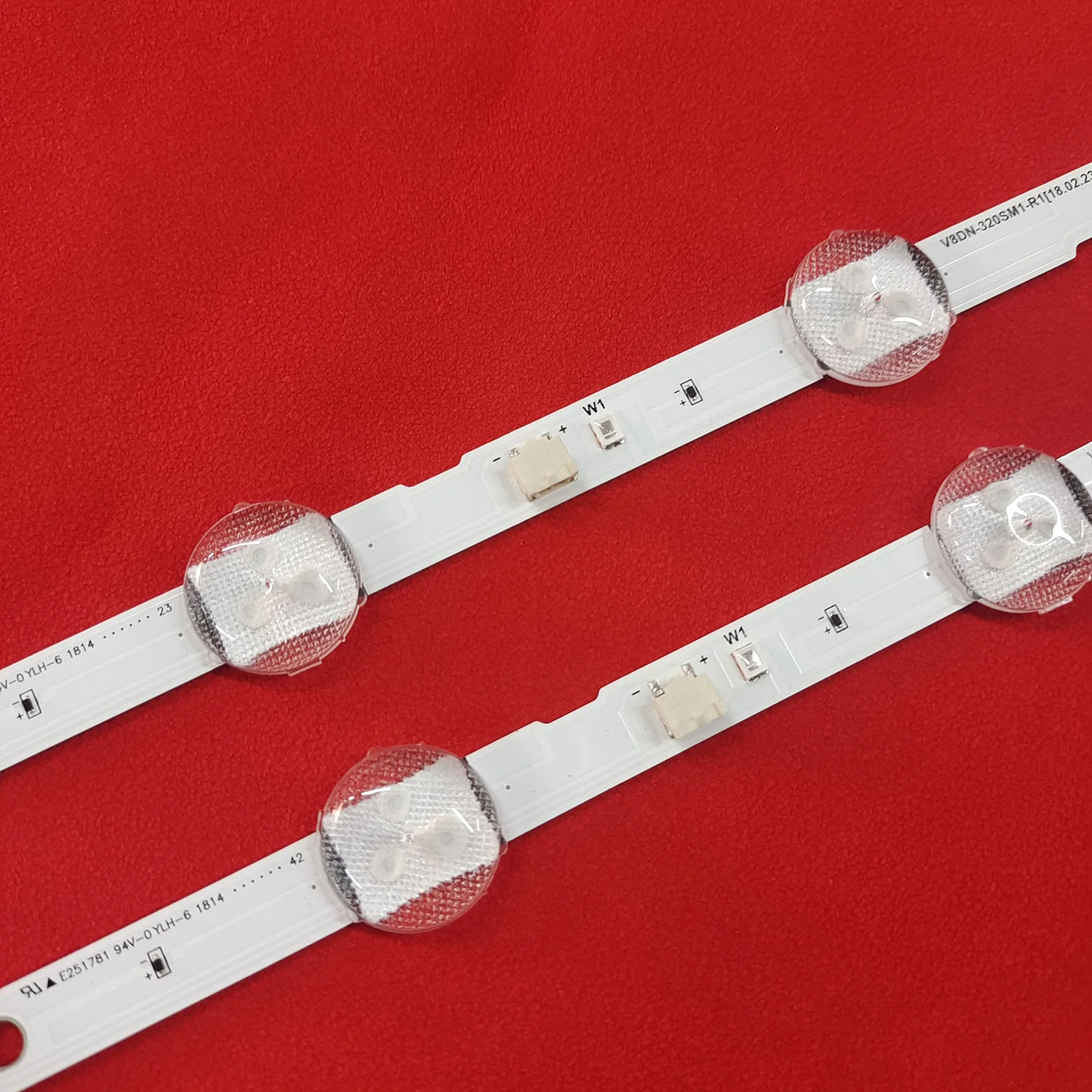 

LED Backlight Strip UE32J5000 UE32J5005 UE32J5200 UE32J5250 UE32J5270 V8DN-320SM1-R1 V5DN-320SM1-R2 2015 SVS32 FHD F-COM