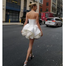 Pure White Rose Ball Gown Women Prom Dress Above Knee Mini Sleeveless Strapless Stain Cute Robes De Soirée فساتين حفلة موسيقية