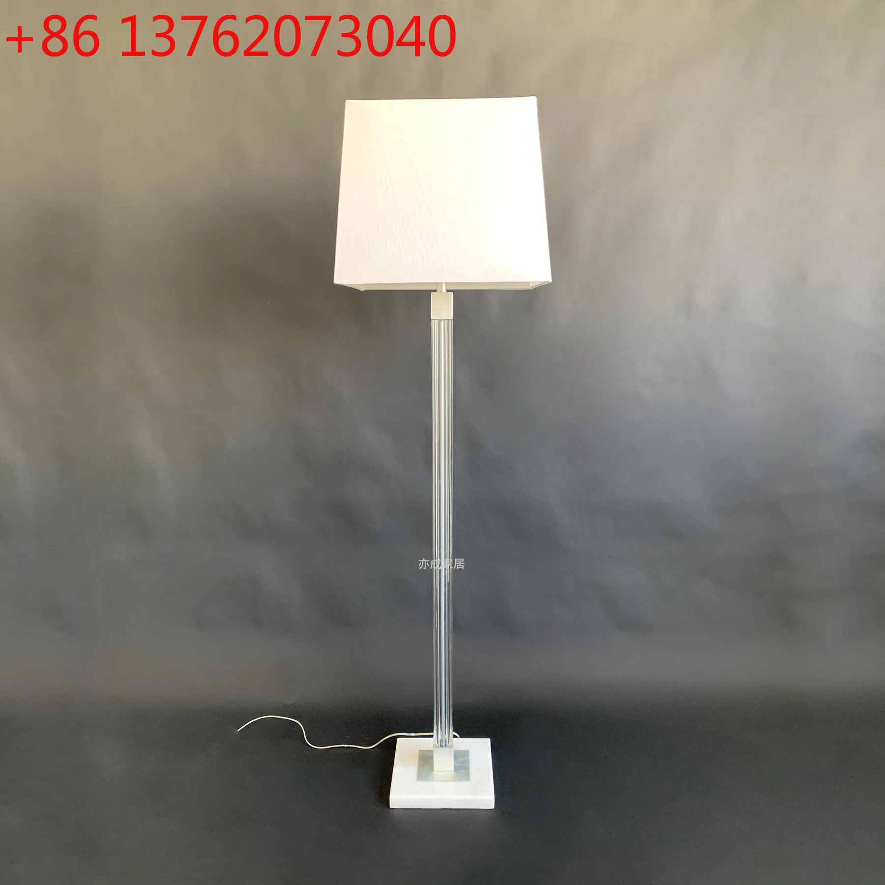 Candeeiro de pé de cristal moderno e luxuoso americano