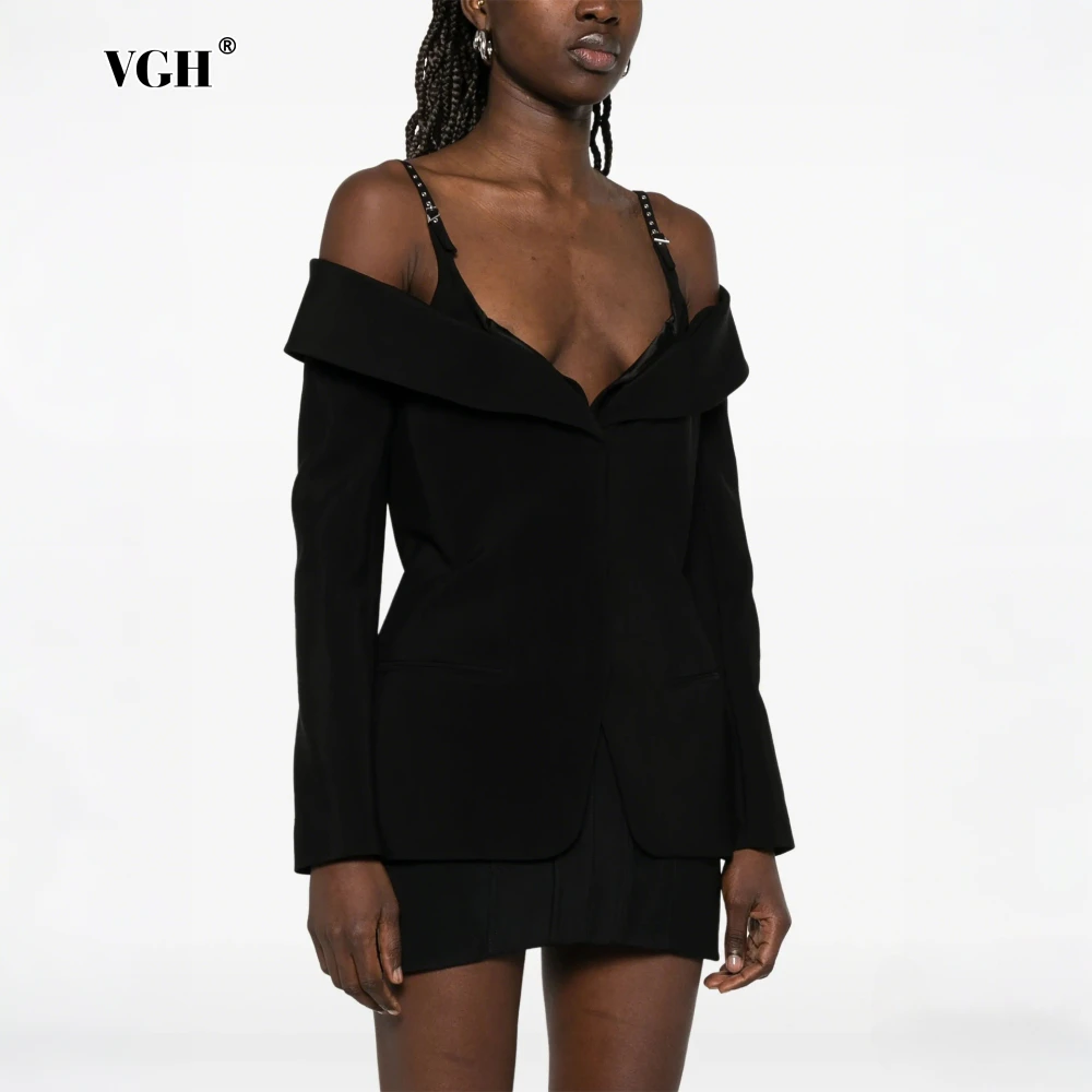 

VGH Черная элитная дизайнерская куртка для женщин с v-образным вырезом и открытыми плечами, сращенные пуговицы, утягивающий минималистичный женский пиджак для зрелых женщин