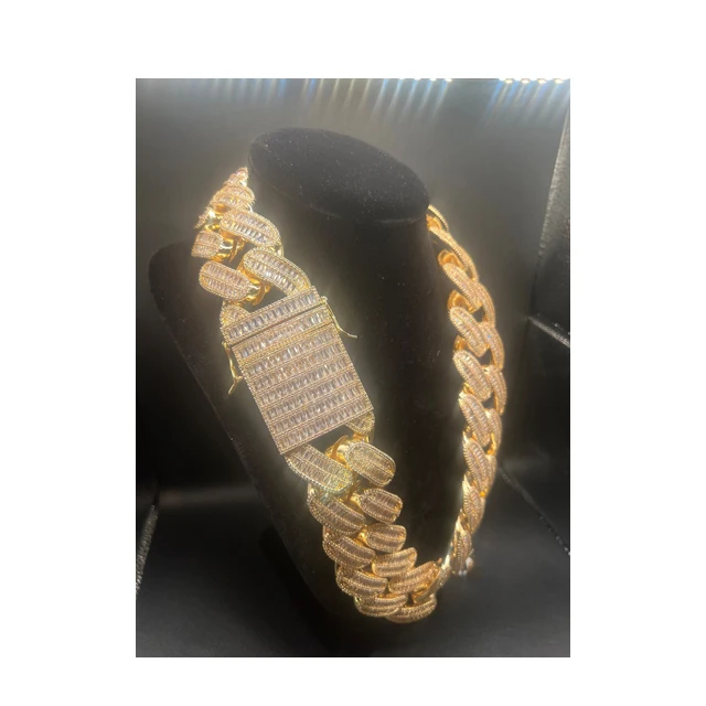 Big Miami Cuban Chain - Iced Outcz-big Cuban Link Men and Women Hip Hop Jewelry - Heavy18k Gold Platedhuge Chain -big Chain 42mm