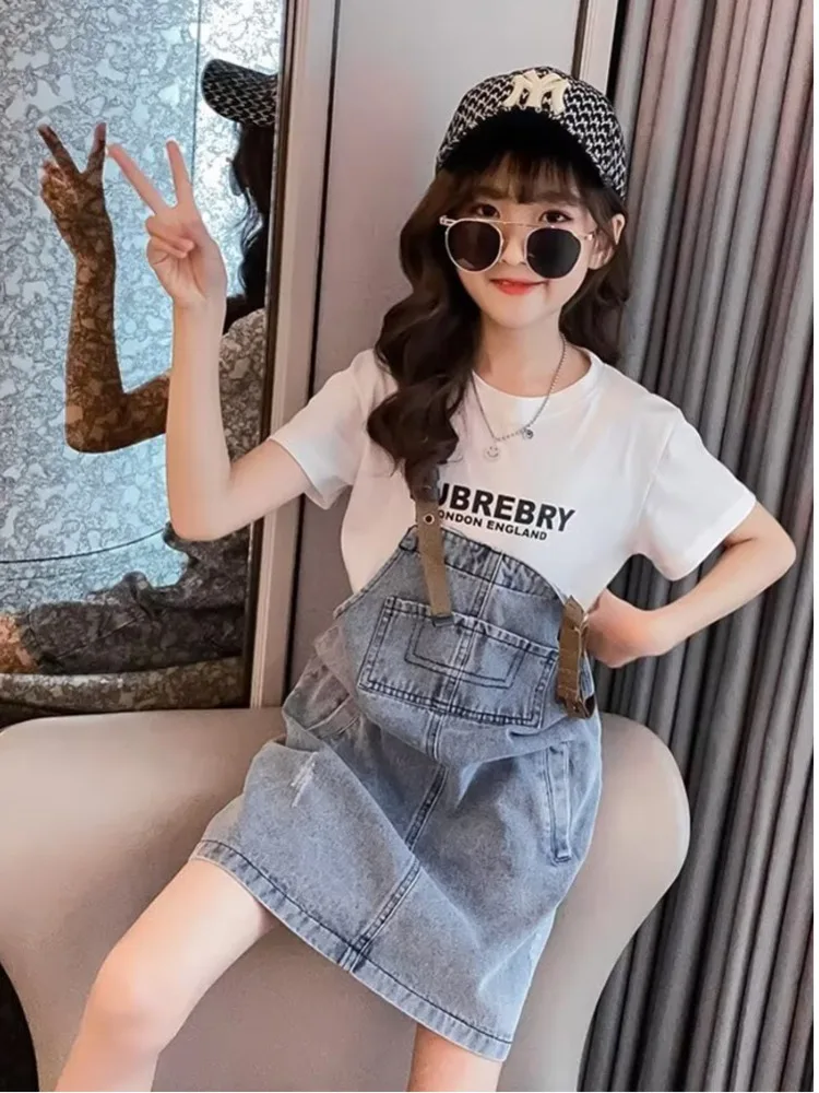 

Combination Form Short-sleeved T-shirt And Suspender Skirt Suit Girls Daily Denim Suspender Skirt New Summer Children's Dress