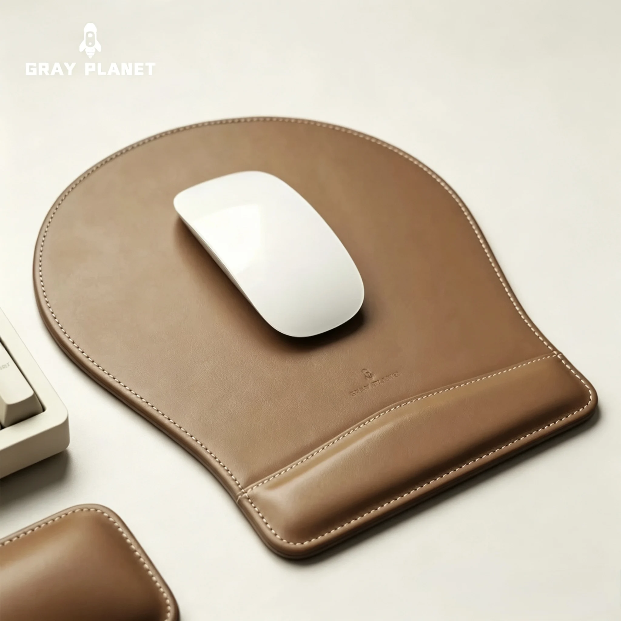Top-grain cowhide genuine leather desk pad mouse pad, round wrist rest, wrist protection