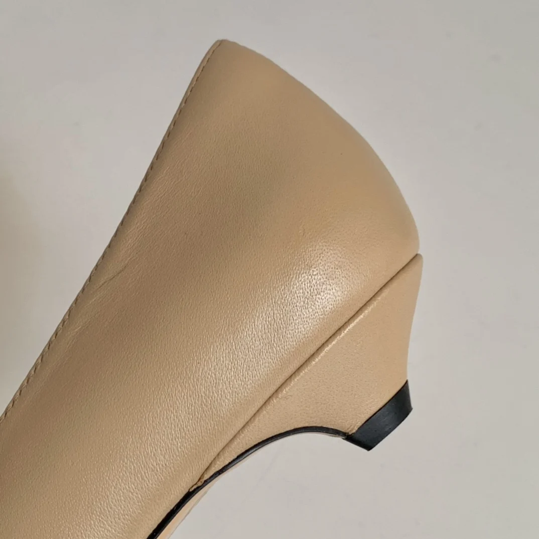 Donna-in Women Low Heel Pumps Genuine Leather Luxury Sheepskin Shoe Pointed Toe Female Nude Shoes Elegant Wedge Heels Design