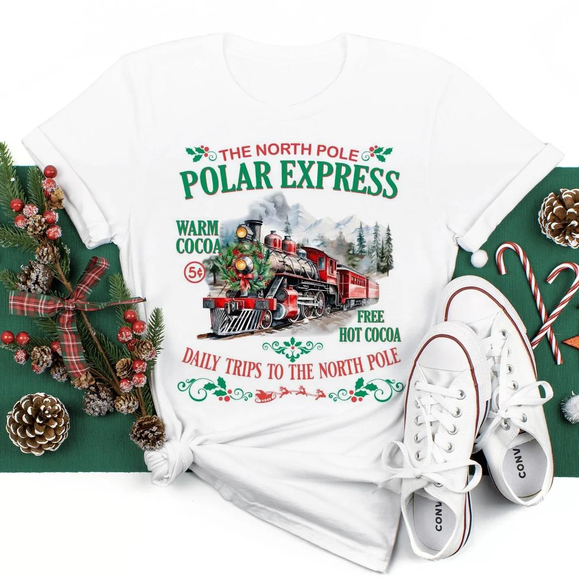 The North Pole Polar Express Daily Trips Printed Women\'s Short Sleeved Harajuku Street T-Shirt Casual Loose Top Pattern T-Shirt