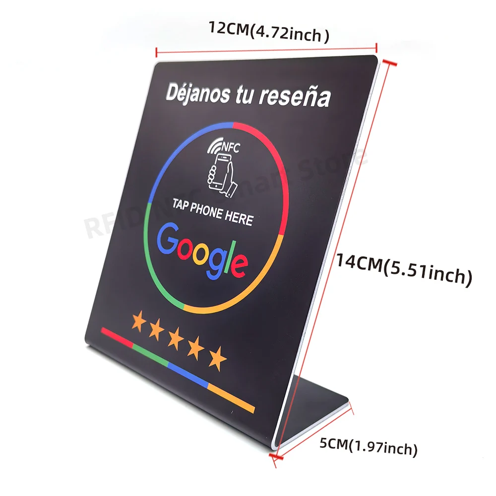 Kartu ulasan Google yang dapat diprogram 13.56Mhz meja stasiun NFC dekorasi Janos tu resegri tampilan kartu bengkok braket merek berdiri