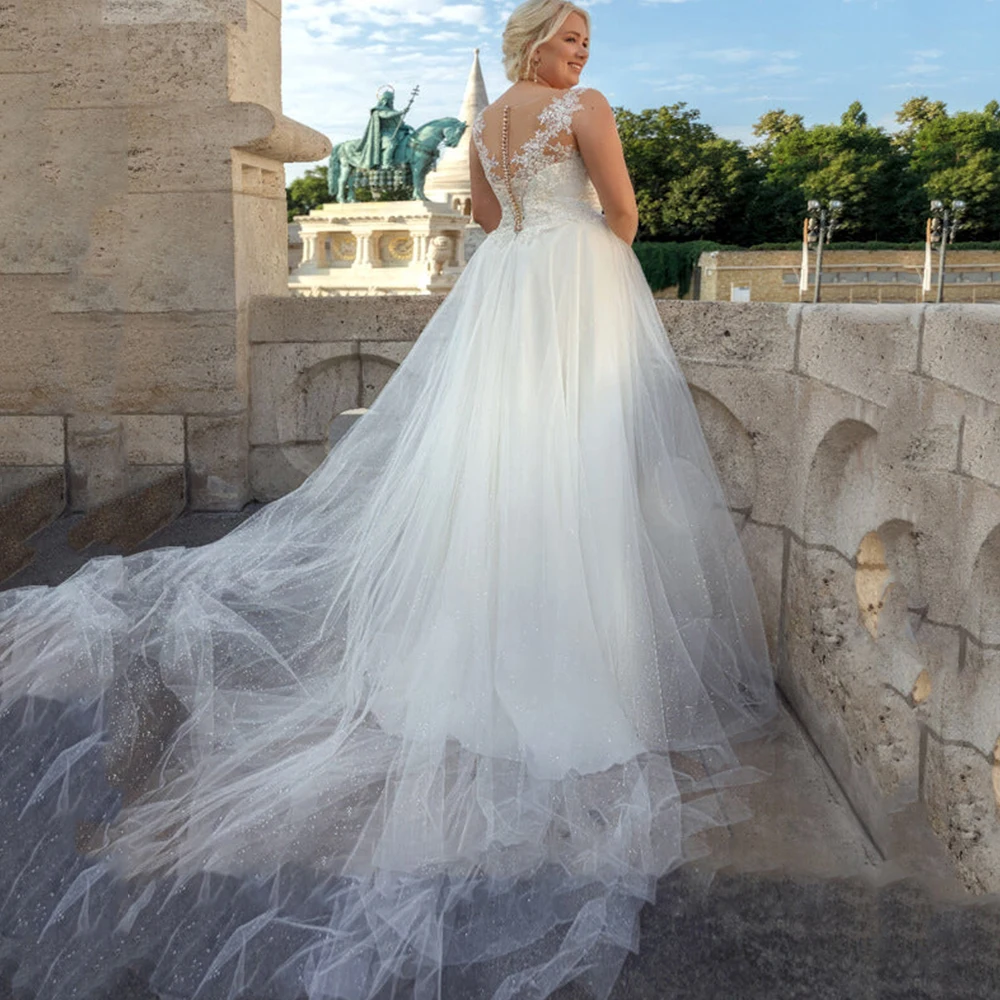 Bride Gown Sleeveless V Neck Lace A-line Tulle Skirt Sexy Backless Elegant Oversized  Wedding Dresses Fow Women فستان الزفاف