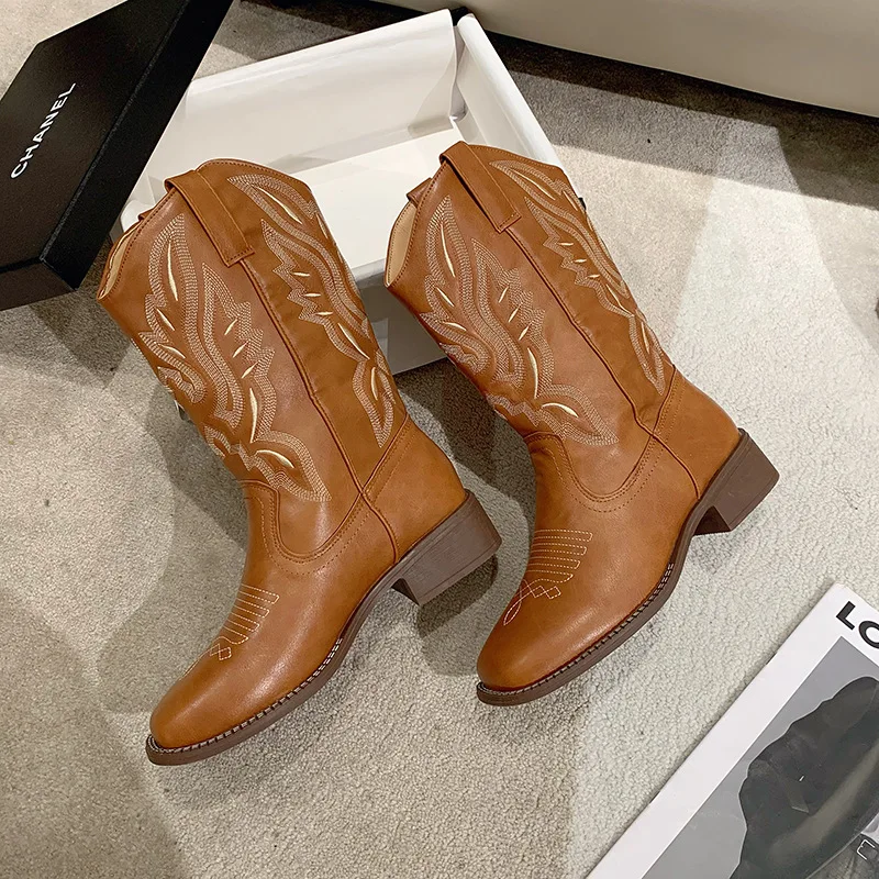 Women Boots Embroidered Western Boots Leather Mid Calf Cowboy Boots Winter Chunky Heel Boots Female Autumn Shoes Botas Chelsea