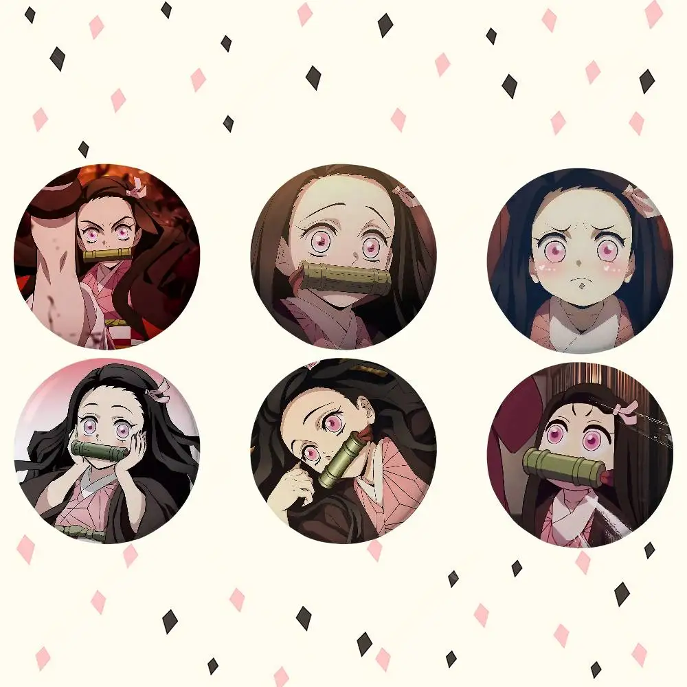 Cartoon Nezuko Kamado Niedliche Anime Runde Laser-Brosche Cartoon-Anstecknadel Kleidung Rucksack Accessoires Revers-Abzeichen