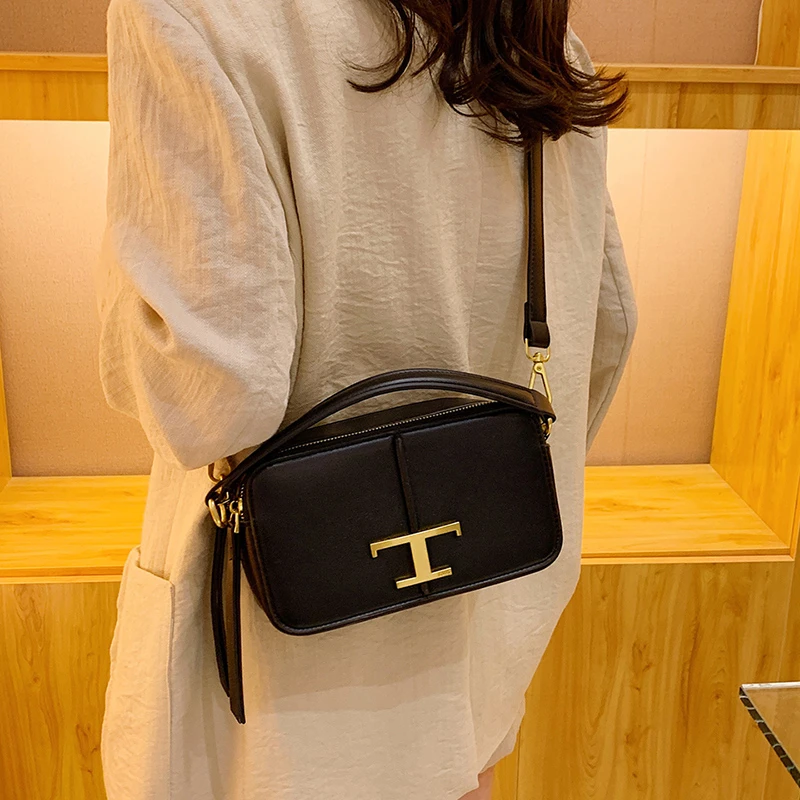 

​​2025 New Niche Shoulder Bag for Women, Multi-way Crossbody Tote, Fashion Versatile Bag for Daily Commute & Casual Outing​