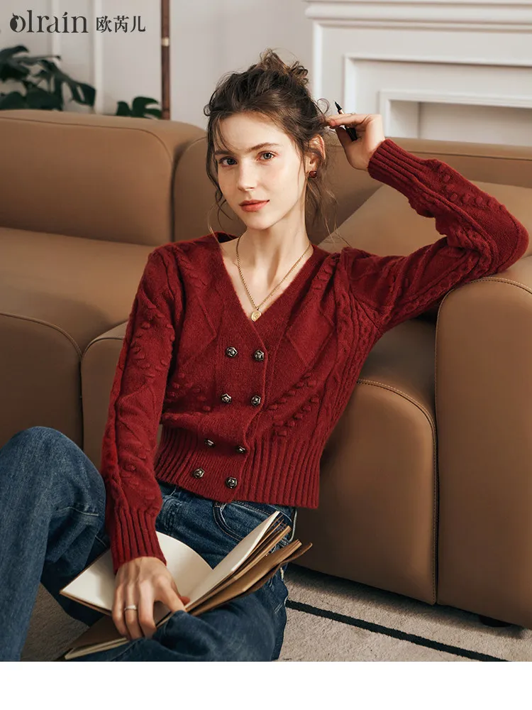 OLrain سترة الشتاء النسائية 2025 خمر الخامس الرقبة متماسكة سترة الإناث الفرنسية أزرار معدنية سليم صالح السيدات لاعبا O57QM85392